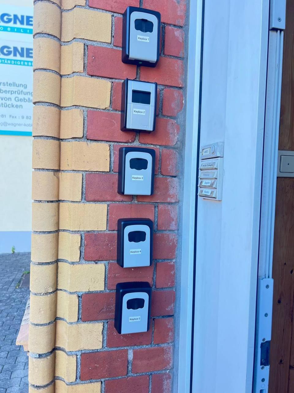 Koblenz Corner Rooms Екстер'єр фото